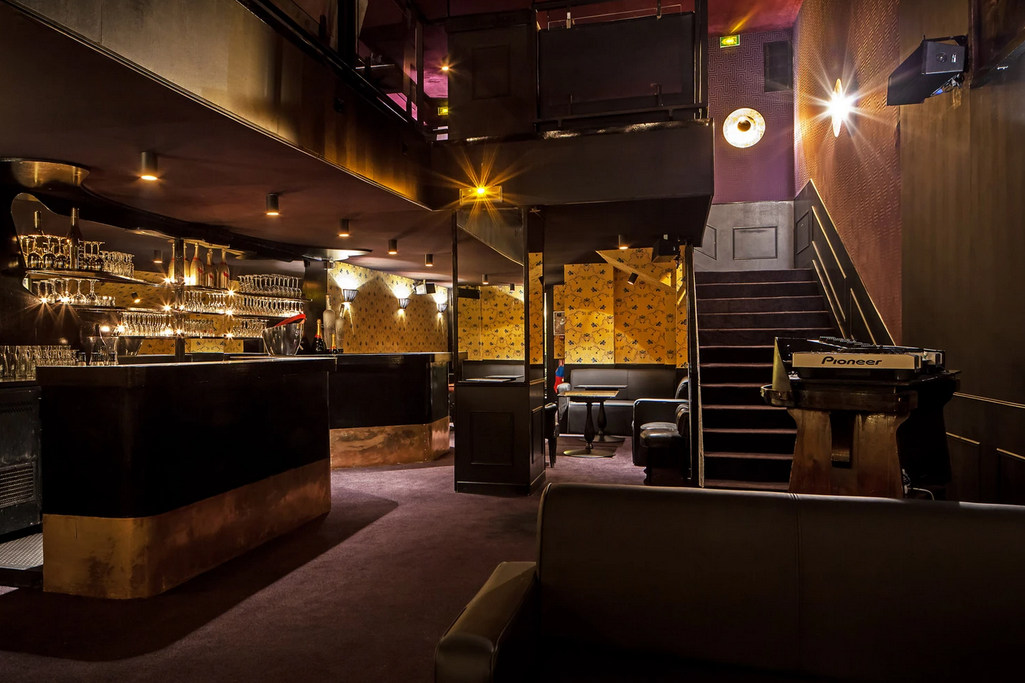 Le Scarlett